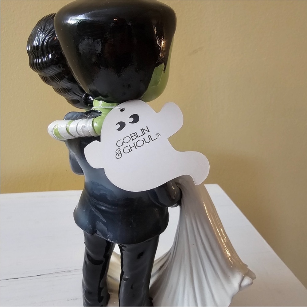 Goblin & Ghoul Frankenstein and His Bride Figurine - Picture 11 of 11